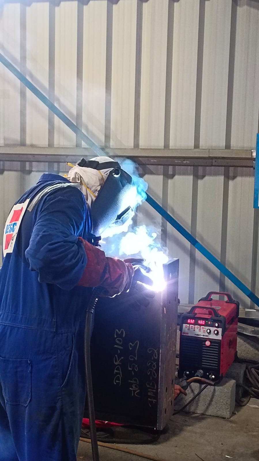 c4b1fbbf-f1e1-463f-b54e-499e8c4469ad